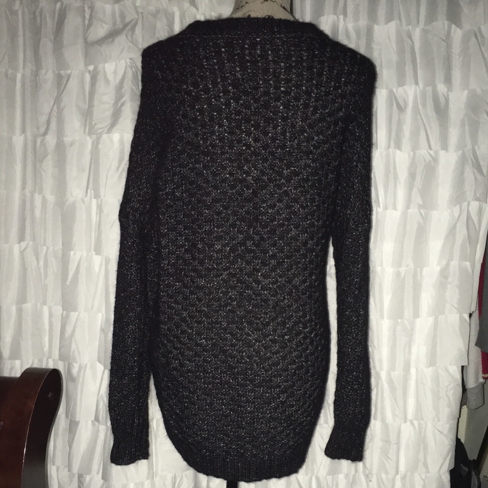 Victoria’s Secret Black Long Sleeve Knit Sweater